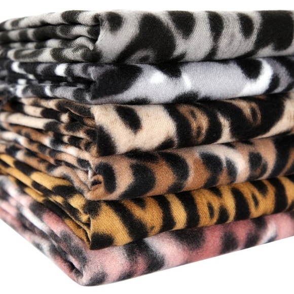 SOLD OUT Beige Leopard Knit Tassel Blanket Scarf - Picture 2 of 2